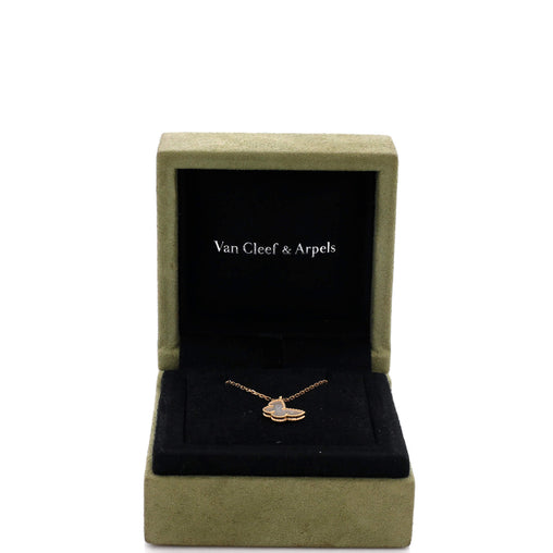 Sweet Alhambra Butterfly Pendant Necklace 18K Yellow Gold and Mother of Pearl
