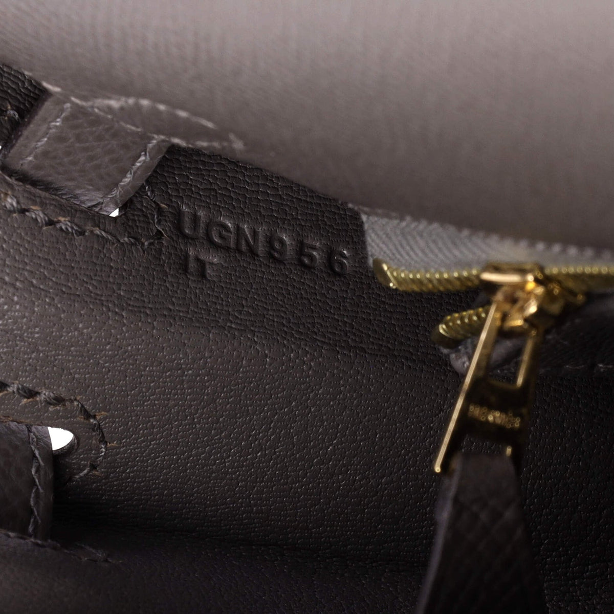 Kelly Handbag Grey Epsom with Gold Hardware 25